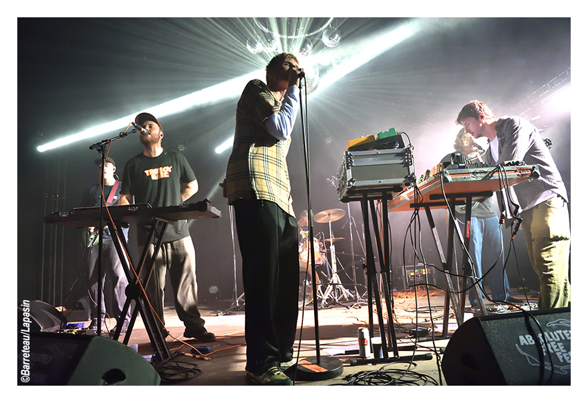 ADULT DVD le 1er août 2025 pendant l'Absolutely Free Festival à Genk en Belgique.