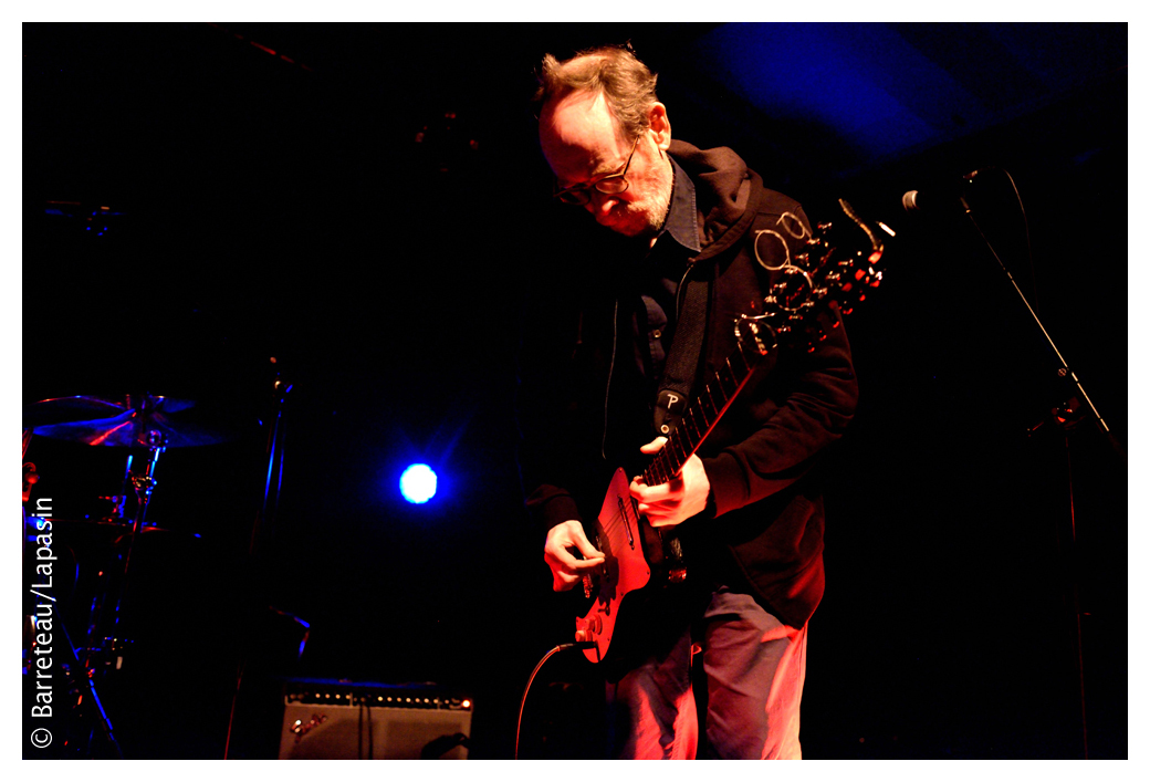 Les photos d'Arto Lindsay en concert au Het Bos à Anvers/Anwerpen en Belgique.