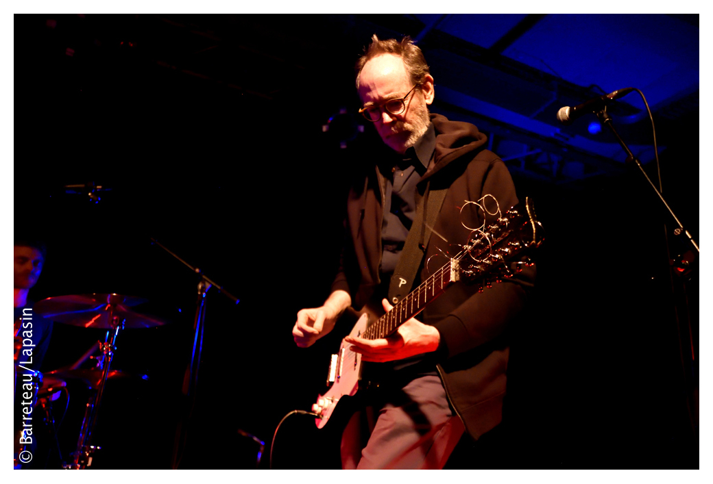 Les photos d'Arto Lindsay en concert au Het Bos à Anvers/Anwerpen en Belgique.