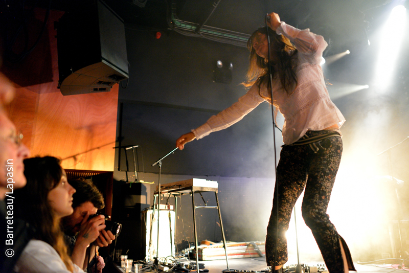 Blonde Redhead en concert le 08/03/2017 au Reflektor à Liège en Belgique.