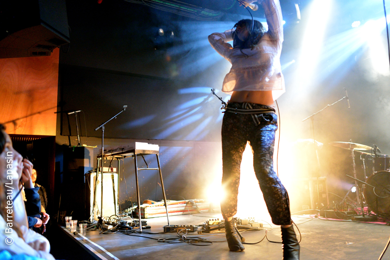 Blonde Redhead en concert le 08/03/2017 au Reflektor à Liège en Belgique.