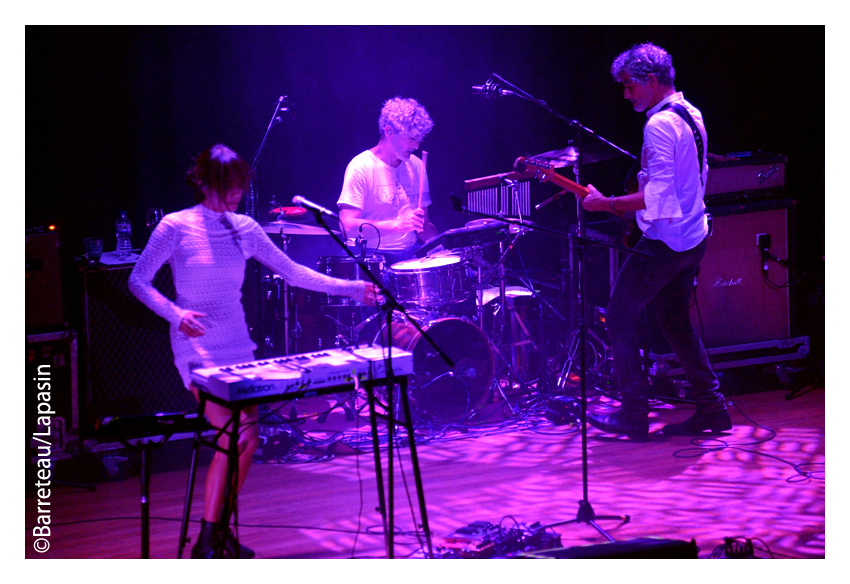 Les photos de BLONDE REDHEAD en concert le 27/08/2018 à l'Islington Assembly Hall à Londres/London.