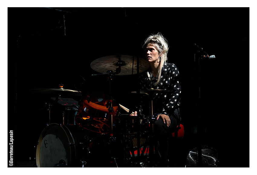 Les photos de GHOSTWOMAN en concert le  4 juillet 2015 aux ATP Iceland à Asbru en Islande.