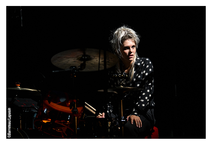 Les photos de GHOSTWOMAN en concert le  4 juillet 2015 aux ATP Iceland à Asbru en Islande.