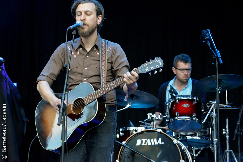 Des photos de GREAT LAKE SWIMMERS en concert le 20 septembre 2015 à Muzentuin pour l'INCUBATE à Tilburg |NL|