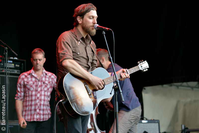 Des photos de GREAT LAKE SWIMMERS en concert le 20 septembre 2015 à Muzentuin pour l'INCUBATE à Tilburg |NL|