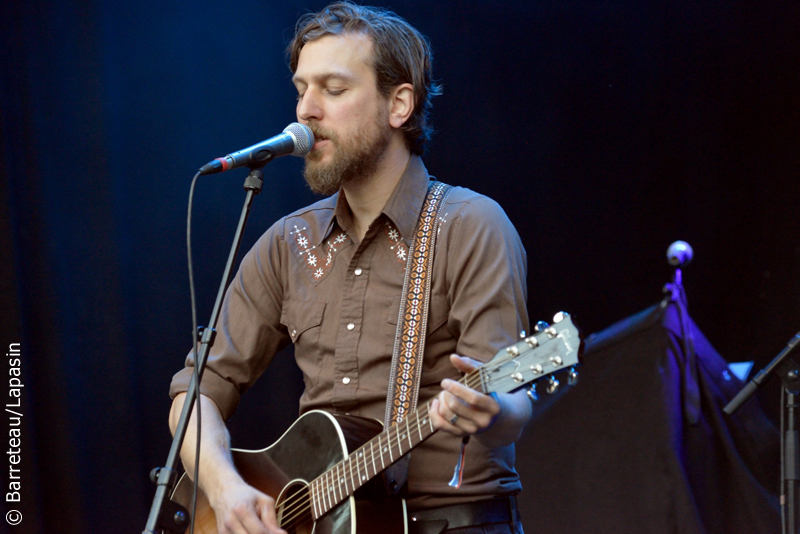 Des photos de GREAT LAKE SWIMMERS en concert le 20 septembre 2015 à Muzentuin pour l'INCUBATE à Tilburg |NL|