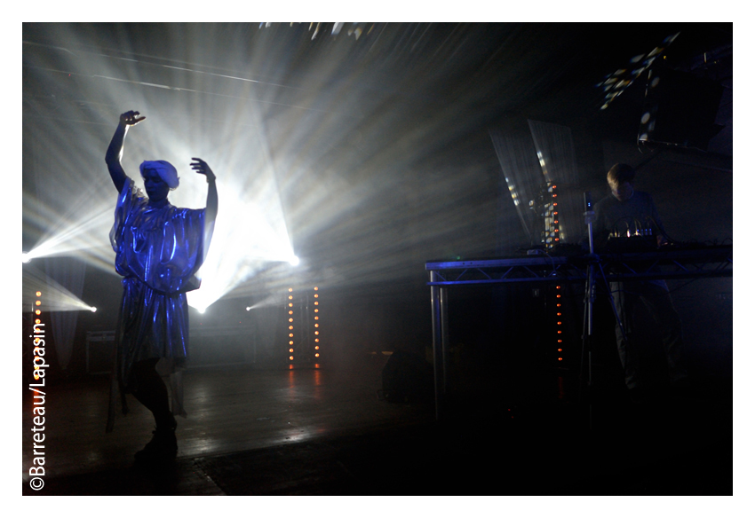 Les photos de GUSTAF en concert le 14.11.2021 dans le cadre du Sonic City au de De Kreun à Courtrai/Kortrijk |B|.