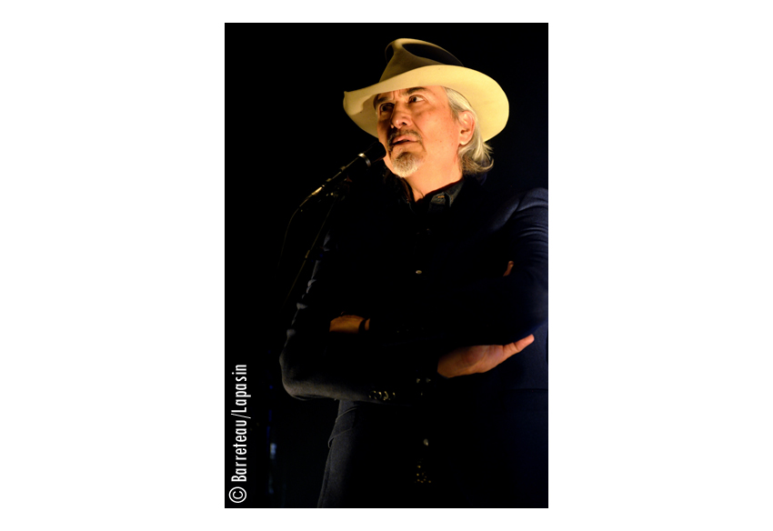 Les photos de Howe GELB en concert le 1er mai 2019 au festival les Aralunaires à Arlon en Belgique.