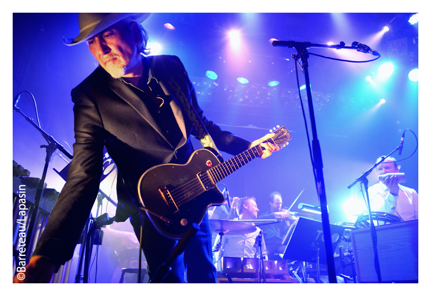 Les photos de Howe GELB en concert le 1er mai 2019 au festival les Aralunaires à Arlon en Belgique.