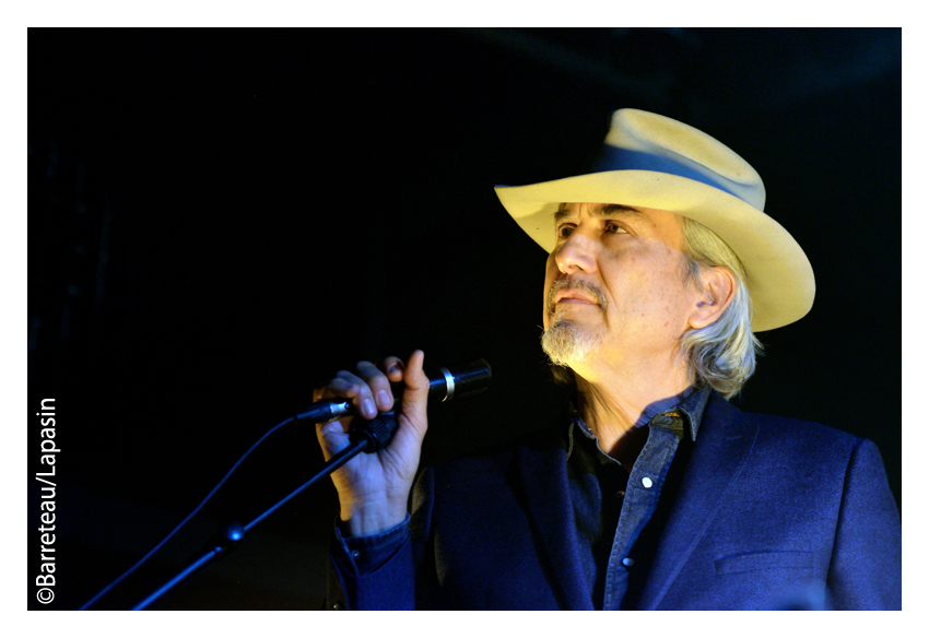 Les photos de Howe GELB en concert le 1er mai 2019 au festival les Aralunaires à Arlon en Belgique.