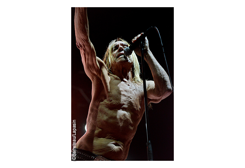 Iggy Pop en concert le 2 juillet 2015 à Asbru/Keflavik en Islande dans le cadre des ATP ICELAND.