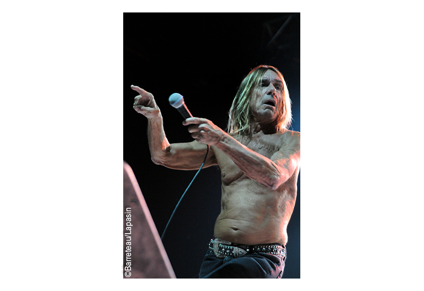 Iggy Pop en concert le 2 juillet 2015 à Asbru/Keflavik en Islande dans le cadre des ATP ICELAND.