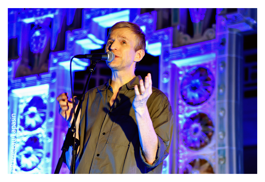 Jay Jay JOHANSON en concert le 26 janvier 2019 pour le We Loft Music à la Piscine de Roubaix en France.