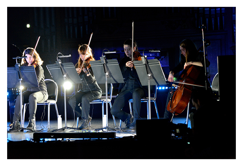 LAAKE en concert le 29 janvier 2023 au Conservatoire à Roubaix en France, pour le We Loft Music 