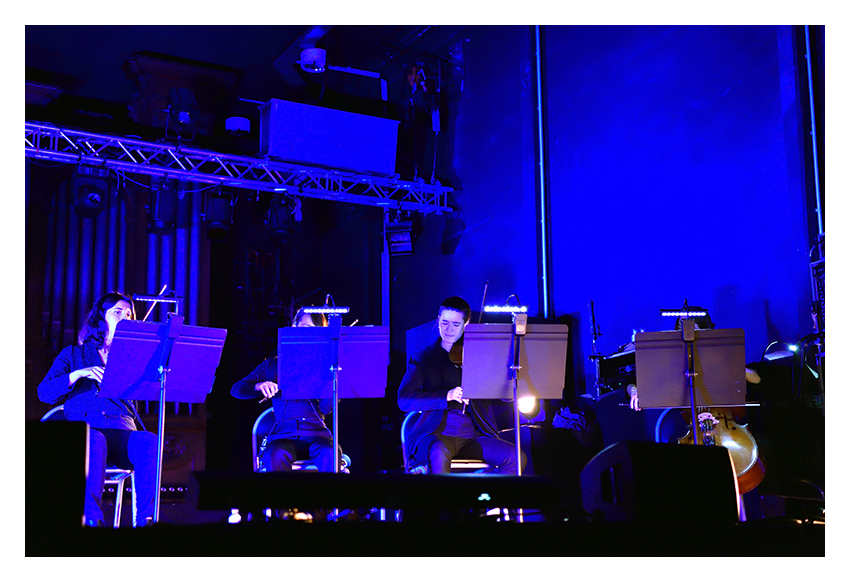 LAAKE en concert le 29 janvier 2023 au Conservatoire à Roubaix en France, pour le We Loft Music 