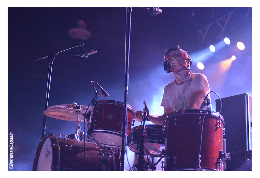 Les photos de LIGHTNING BOLT en concert le  4 juillet 2015 aux ATP Iceland à Asbru en Islande.