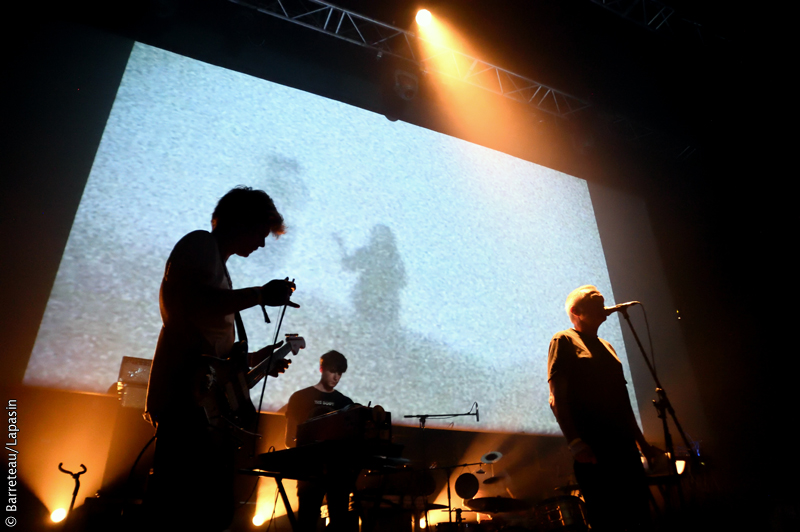 Les photos de OISEAUX-TEMPETE en concert le 28 avril 2017 au Pzzle Festival à Lille en France.