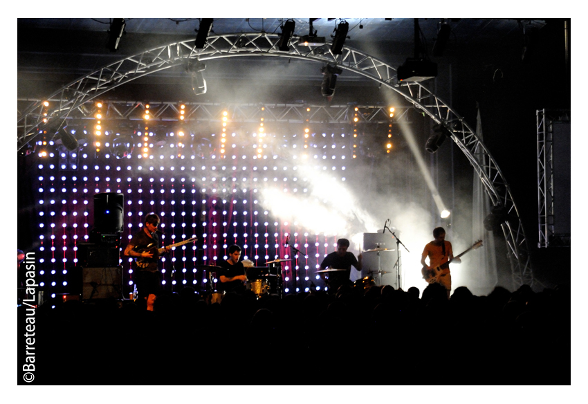 Les photos de OSEES/ The O SEES en concert le 29 novembre 2015 aux All Tomorrow's Parties/ATP UK à Prestatyn au Royaume-Uni.