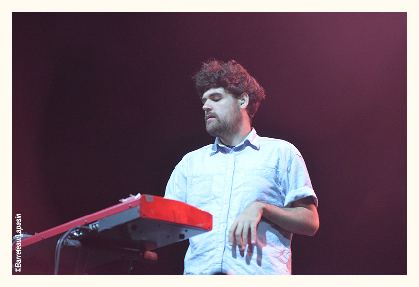 Les photos de OUGHT en concert le  4 juillet 2015 aux ATP Iceland à Asbru en Islande.