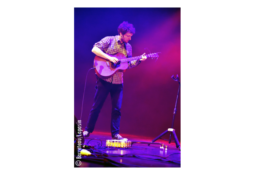 Sam Amidon au Little Waves le 13 avril 2019 à Genk en Belgique.