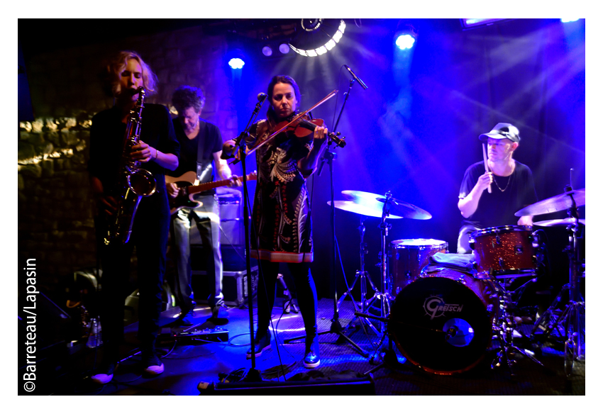 Les photos de SPAIN en concert le 28/09/2018 à De Gudde Wëllen à Luxembourg.