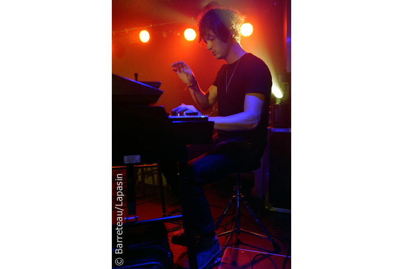 Tess PARKS & Anton NEWCOMBE en concert le 18 septembre 2015 à l'INCUBATE à Tilburg aux Pays-Bas.