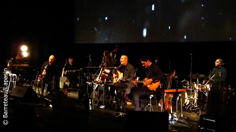 Les photos de TINDERSTICKS le 12 mars 2017 au Lieu Unique à Nantes en France. 