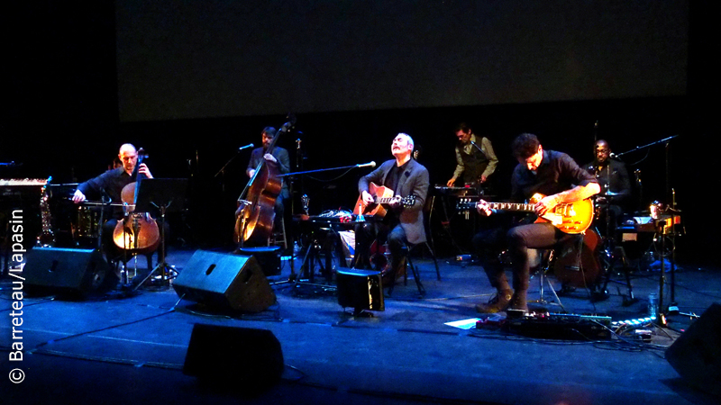 Les photos de TINDERSTICKS le 12 mars 2017 au Lieu Unique à Nantes en France. 