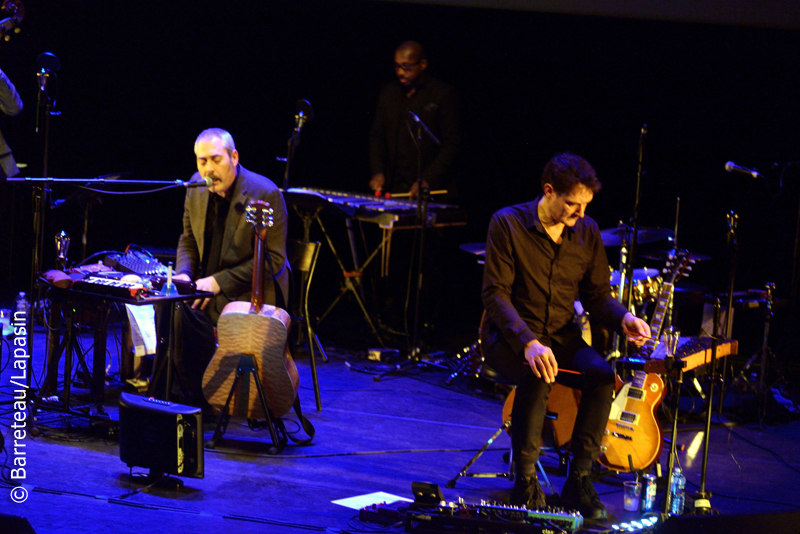 Les photos de TINDERSTICKS le 12 mars 2017 au Lieu Unique à Nantes en France. 