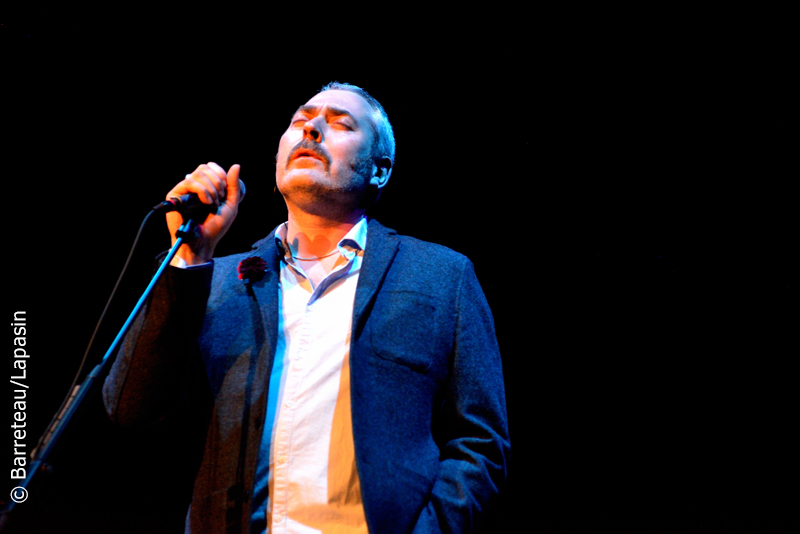 Les photos de TINDERSTICKS le 15 avril 2016 au Teatro Jovellanos à Gijón en Espagne. 