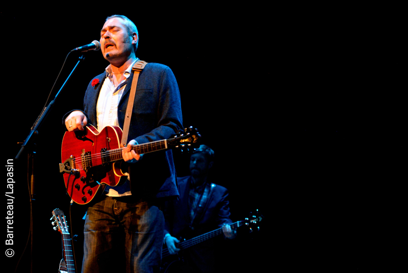 Les photos de TINDERSTICKS le 15 avril 2016 au Teatro Jovellanos à Gijón en Espagne. 