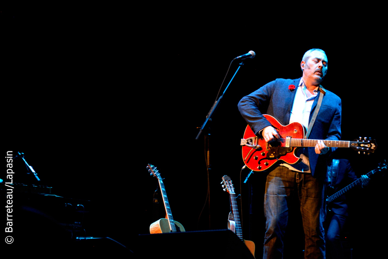 Les photos de TINDERSTICKS le 15 avril 2016 au Teatro Jovellanos à Gijón en Espagne. 