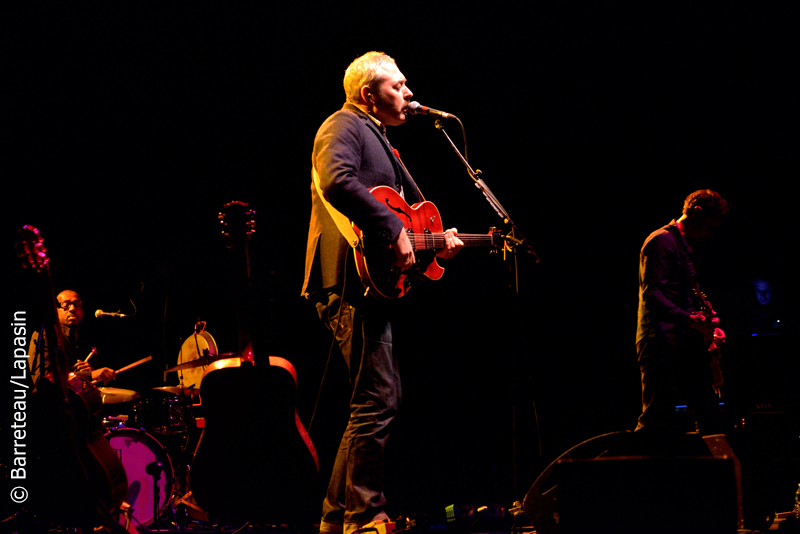 Les photos de TINDERSTICKS le 26 février 2016 à la Cartonnerie à Reims en France. 