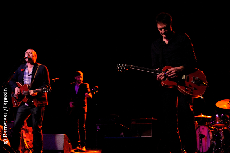 Les photos de TINDERSTICKS le 27 février 2016 au Théâtre d'Arras en France. 