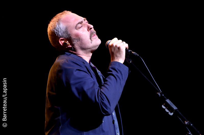 Les photos de TINDERSTICKS le 30 janvier 2020 au NTGent à Gand/Gent en Belgique. 
