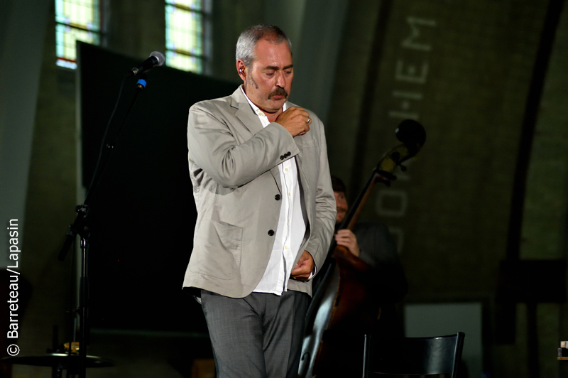 Les photos de TINDERSTICKS le 30 juin 2017  à Sint-Janskerk à Oostende en Belgique. 