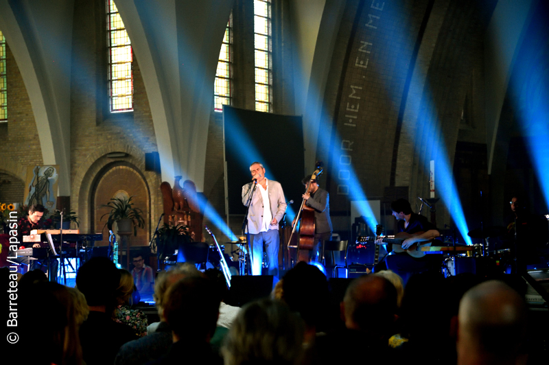 Les photos de TINDERSTICKS le 30 juin 2017  à Sint-Janskerk à Oostende en Belgique. 