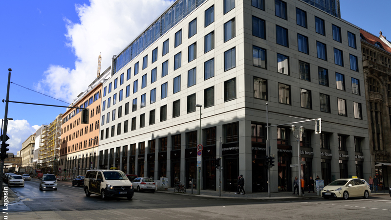 Les photos de checkpoint Charlie à Berlin