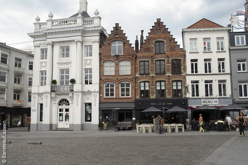 Une balade à Courtrai/Kortrijk au sud de la Belgique.