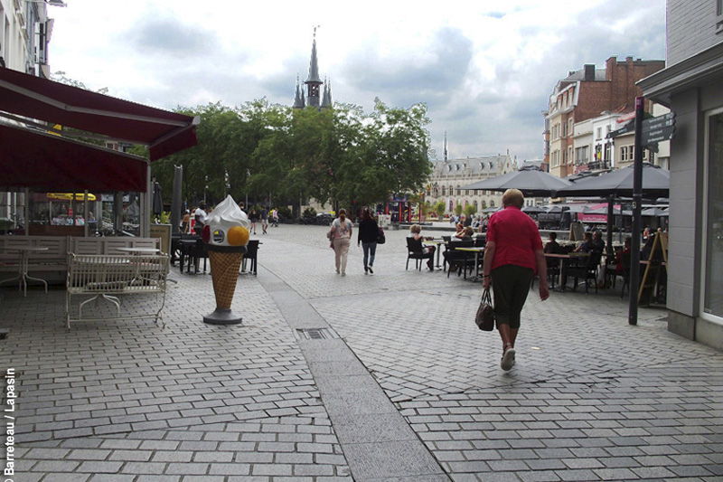 Une balade à Courtrai/Kortrijk au sud de la Belgique.