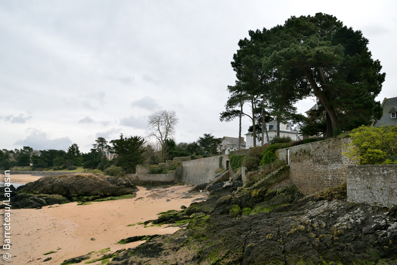 Les photos du sentier des douaniers à gauche de la plage des Chevrets à Saint-Coulomb près de Saint-Malo.