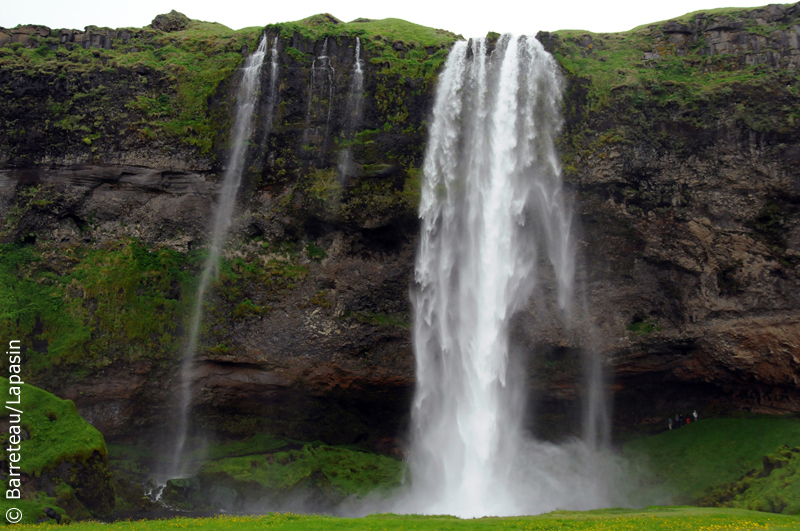 Les photos des chutes d'eau Skogafoss et Seljalandsfoss en Islande