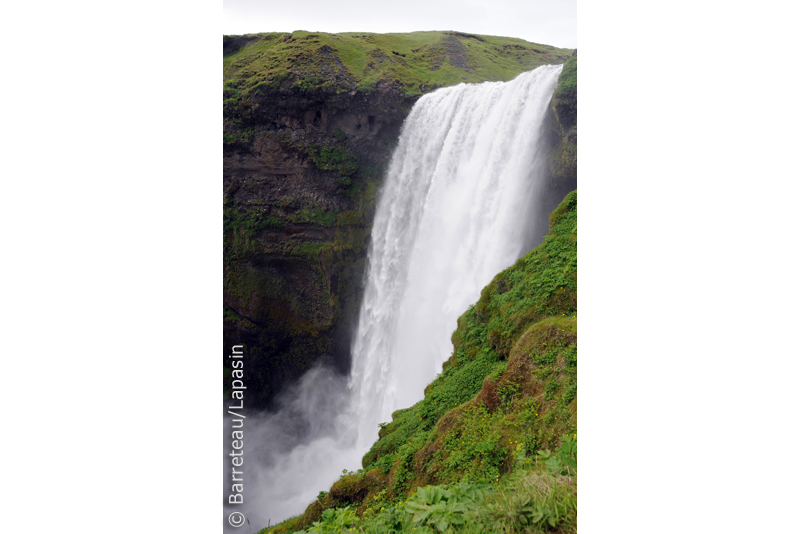 Les photos des chutes d'eau Skogafoss et Seljalandsfoss en Islande