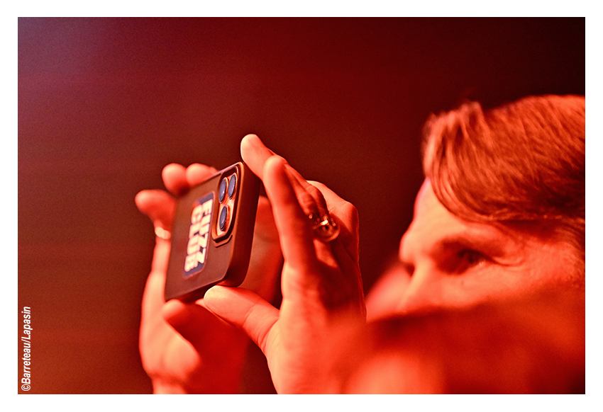 L'atmosphere le 10 mai 2025 au Fuzz Club à Eindhoven |NL|.