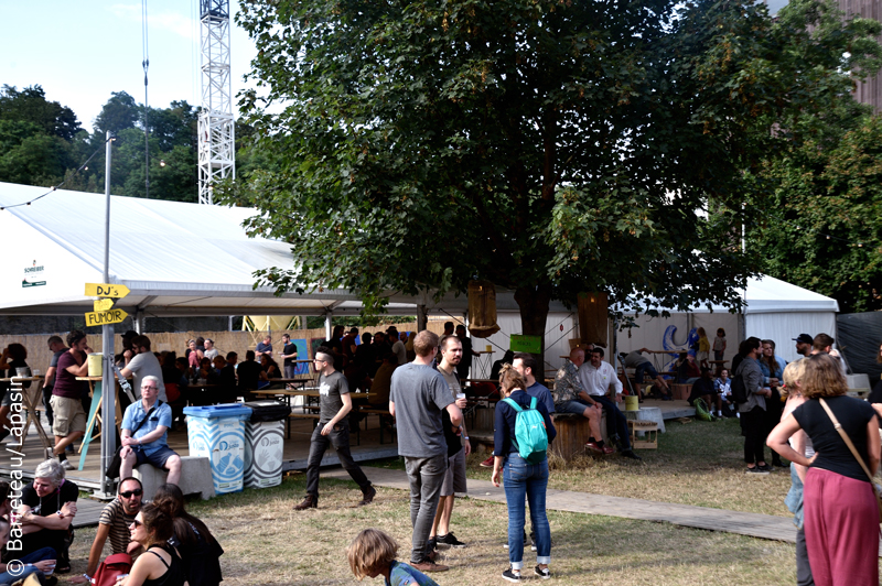 L'atmosphère au Micro Festival le 2 août 2019 à Liège/Luik  en Belgique.