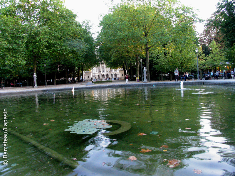 Kiosque à musique du Parc Royal /Warandepark/ à Bruxelles en Belgique.