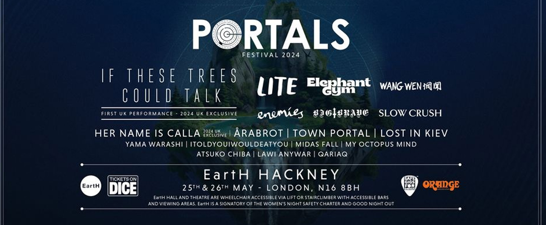 Portals en mai à Londres/London au Royaume-Uni.
